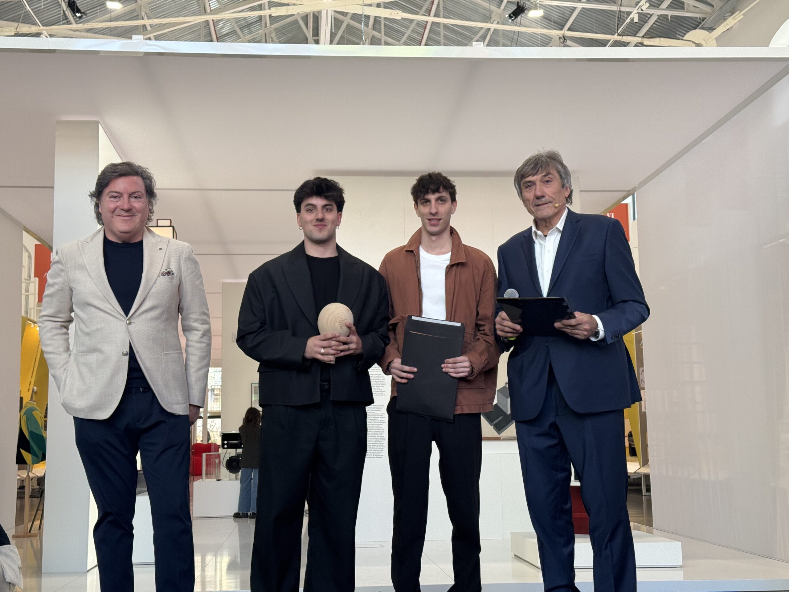 9° Design Awards “Tavolo e Panca Outdoor” Gallery 1