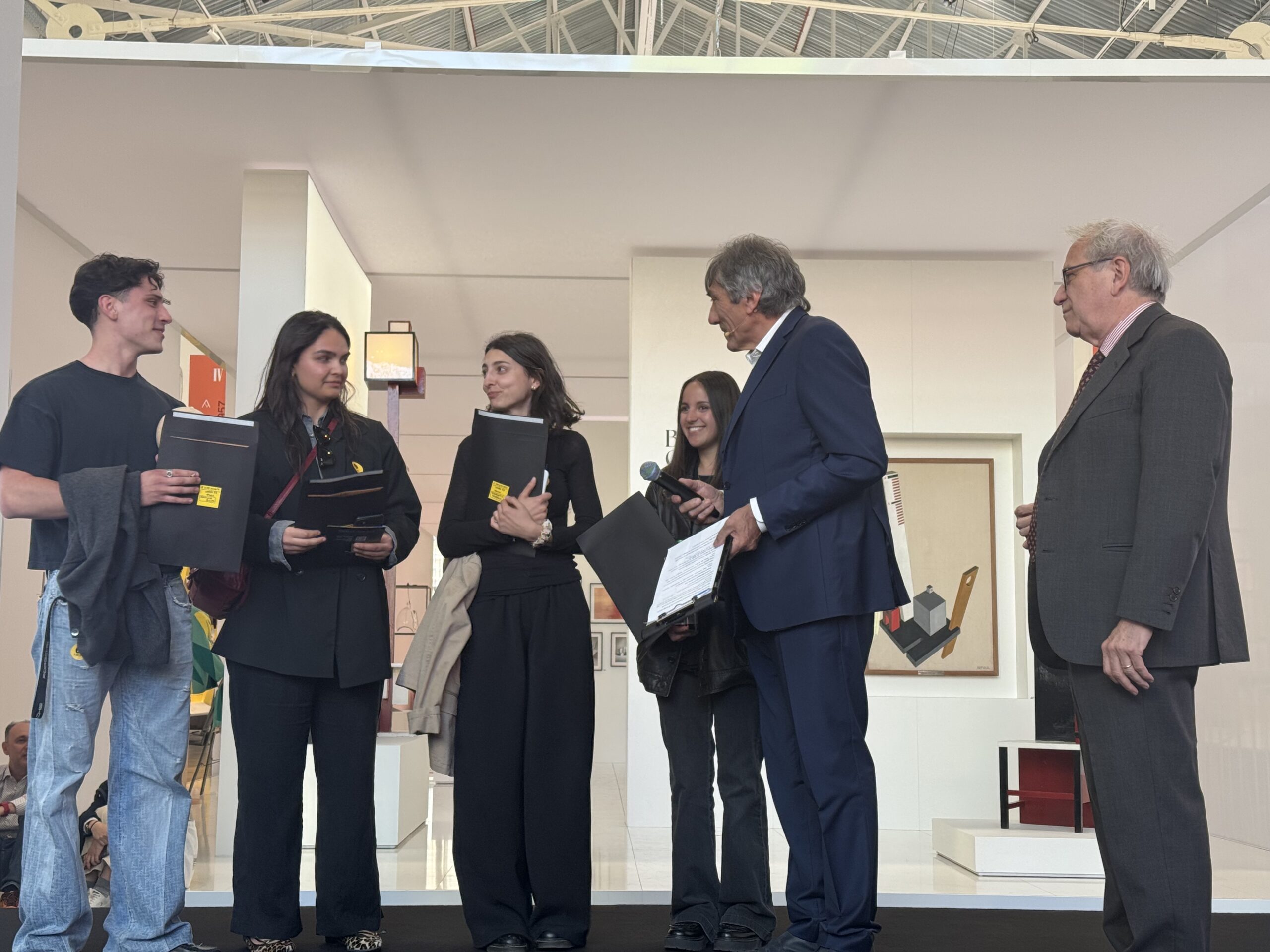 9° Design Awards “Tavolo e Panca Outdoor” Gallery 2