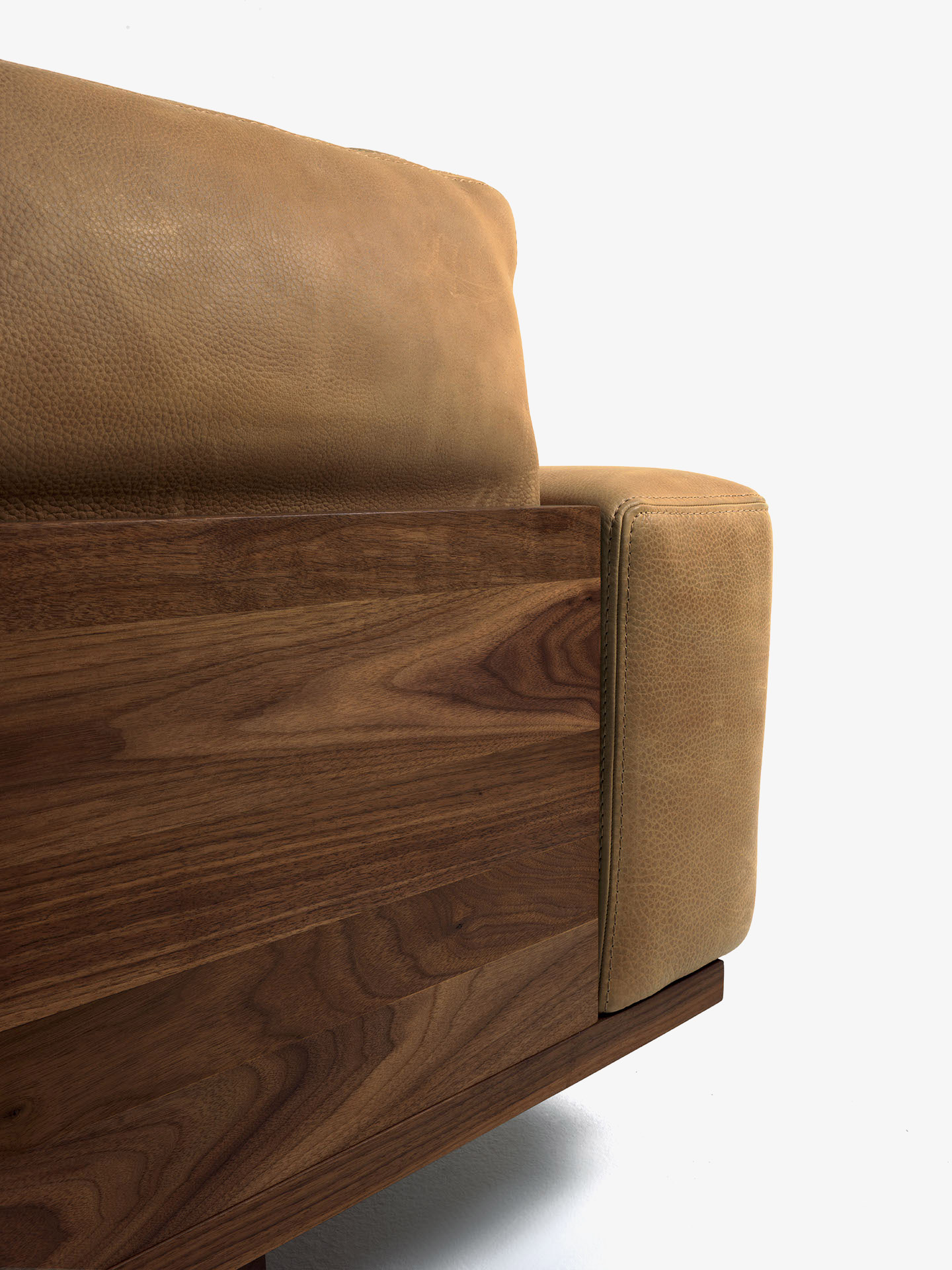 UTAH SOFA Gallery 2