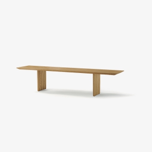 Light bench in solid wood