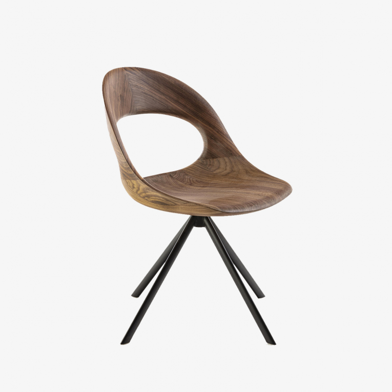 Naima chair with solid wood seat