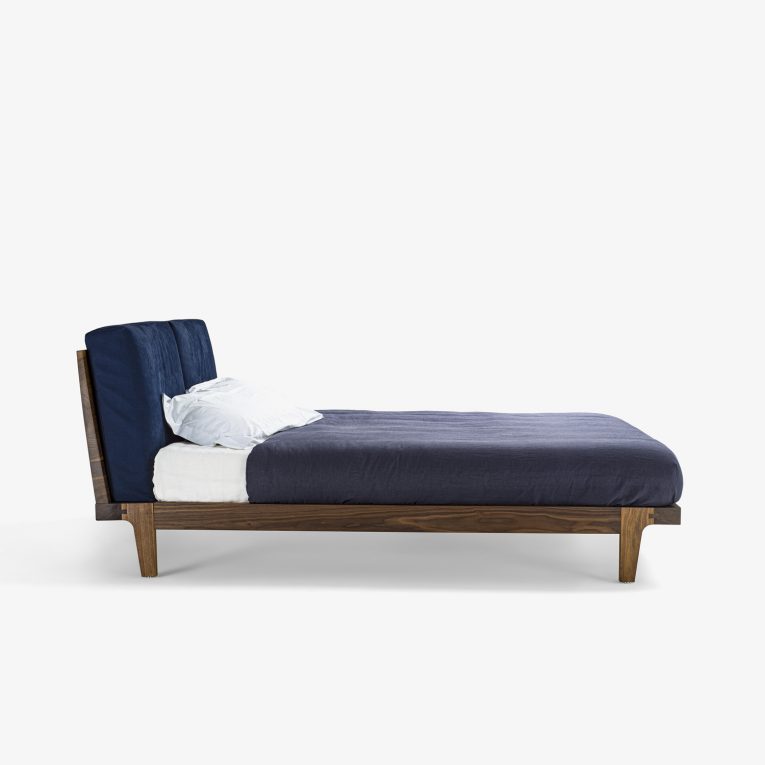 Revo soft bed in solid wood